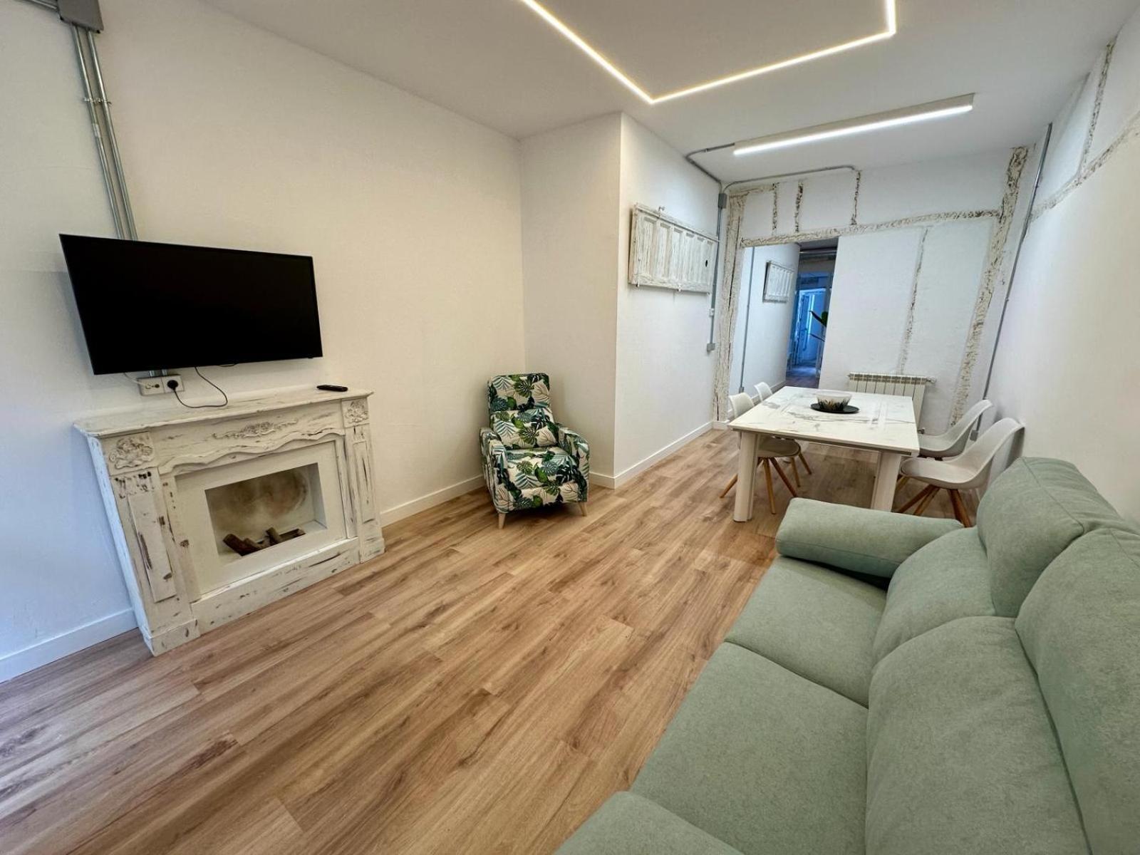 Apartamentos Carolina By Gaiarooms León Buitenkant foto